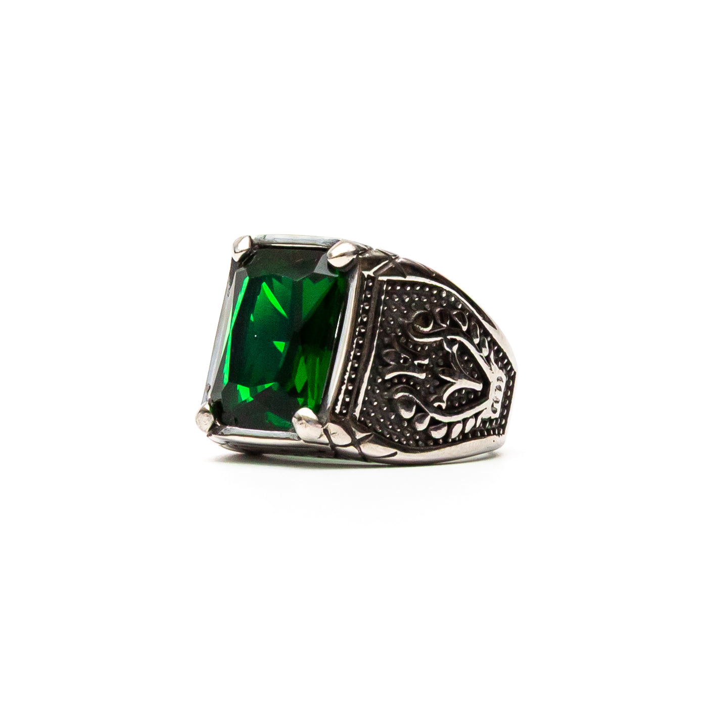 Emerald Dominus